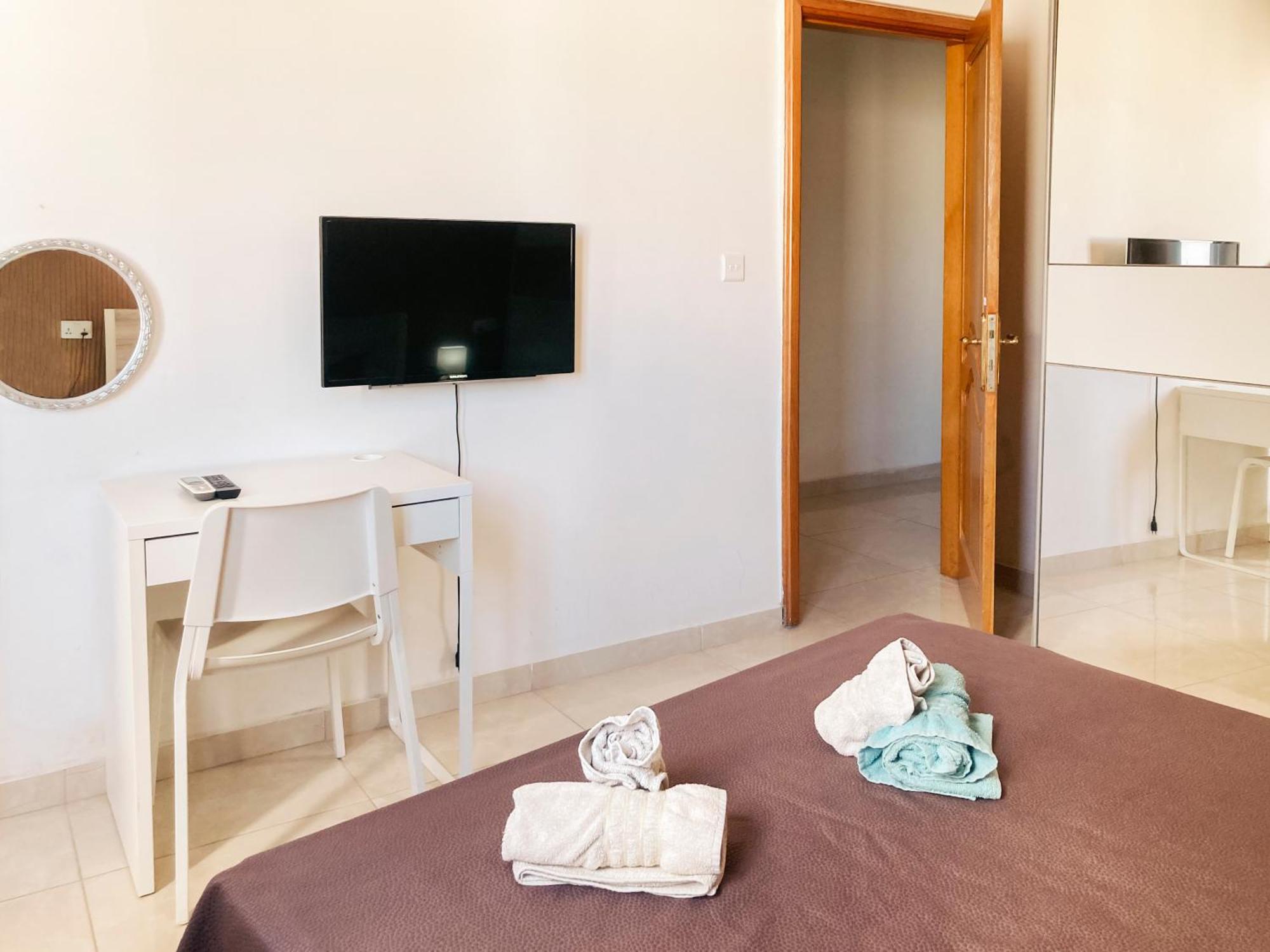 Xl Central Home - Sleeps 10 People Pietà Eksteriør billede
