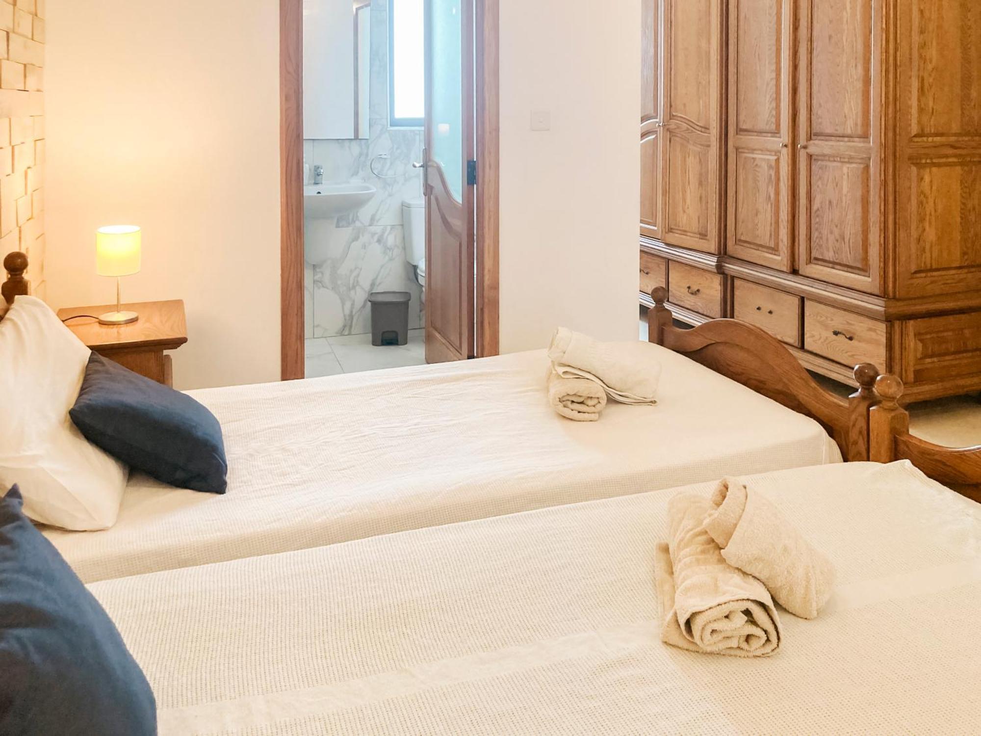 Xl Central Home - Sleeps 10 People Pietà Eksteriør billede