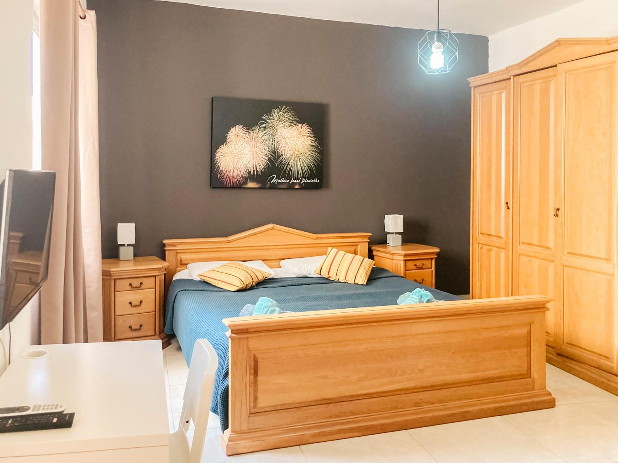 Xl Central Home - Sleeps 10 People Pietà Eksteriør billede